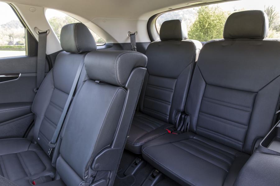 Интерьер Kia Sorento EcoDynamics (UM) 2018 года  (UK) (фото 15 из 27)